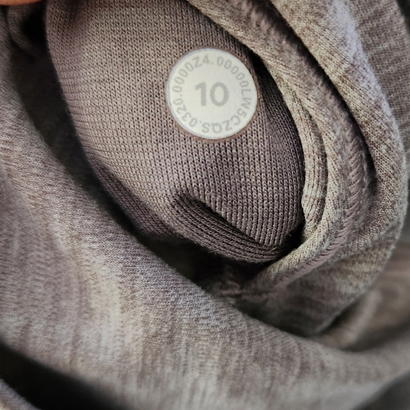 Lululemon Align 28" Leggings (10) - Picture 2 of 5